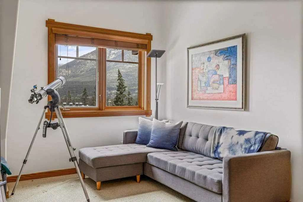 150 Crossbow Place, #301