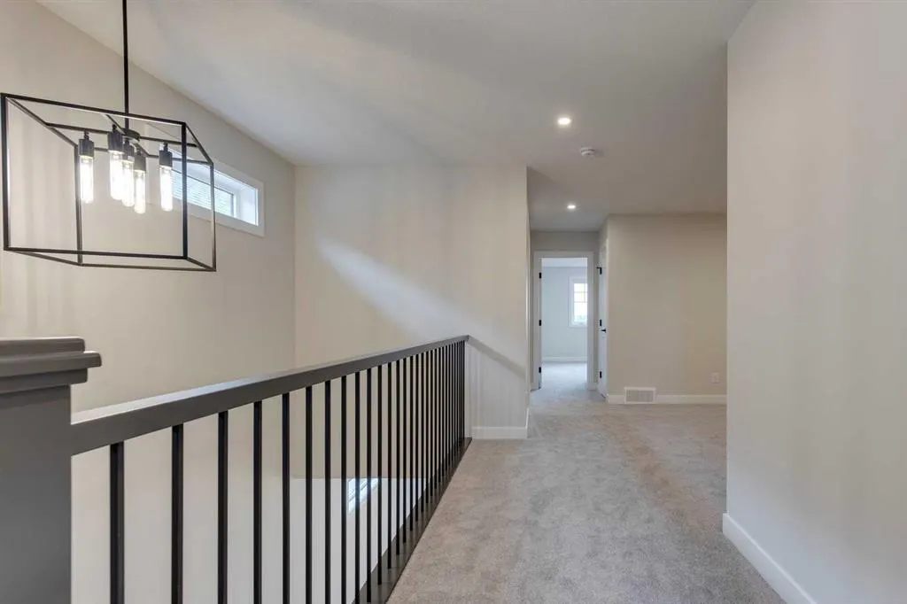 167 Greenwich Drive NW