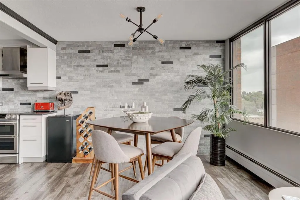 330 26 Avenue SW, #901