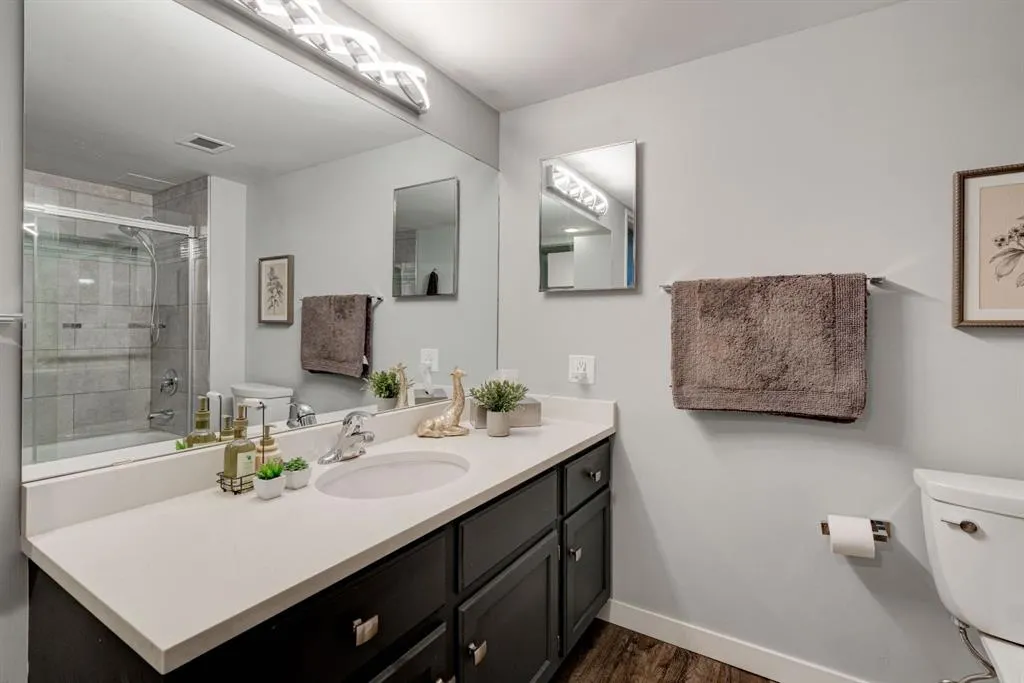 330 26 Avenue SW, #901
