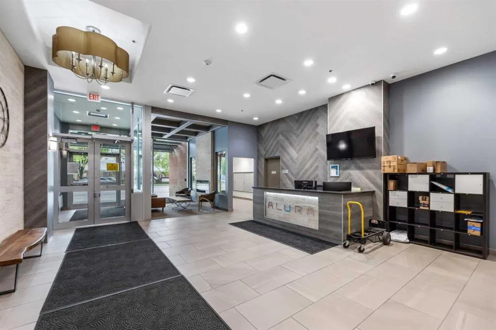 1320 1 Street SE, #2102