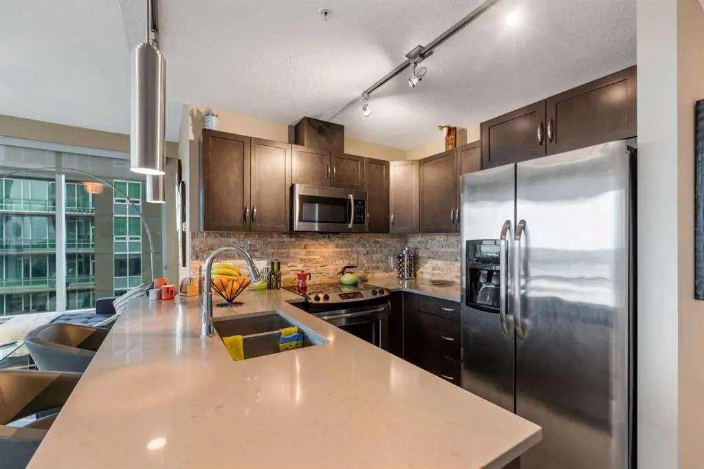 1320 1 Street SE, #2102