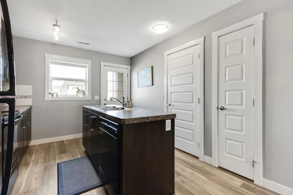 220 Mckenzie Towne Close SE