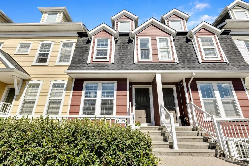 220 Mckenzie Towne Close SE
