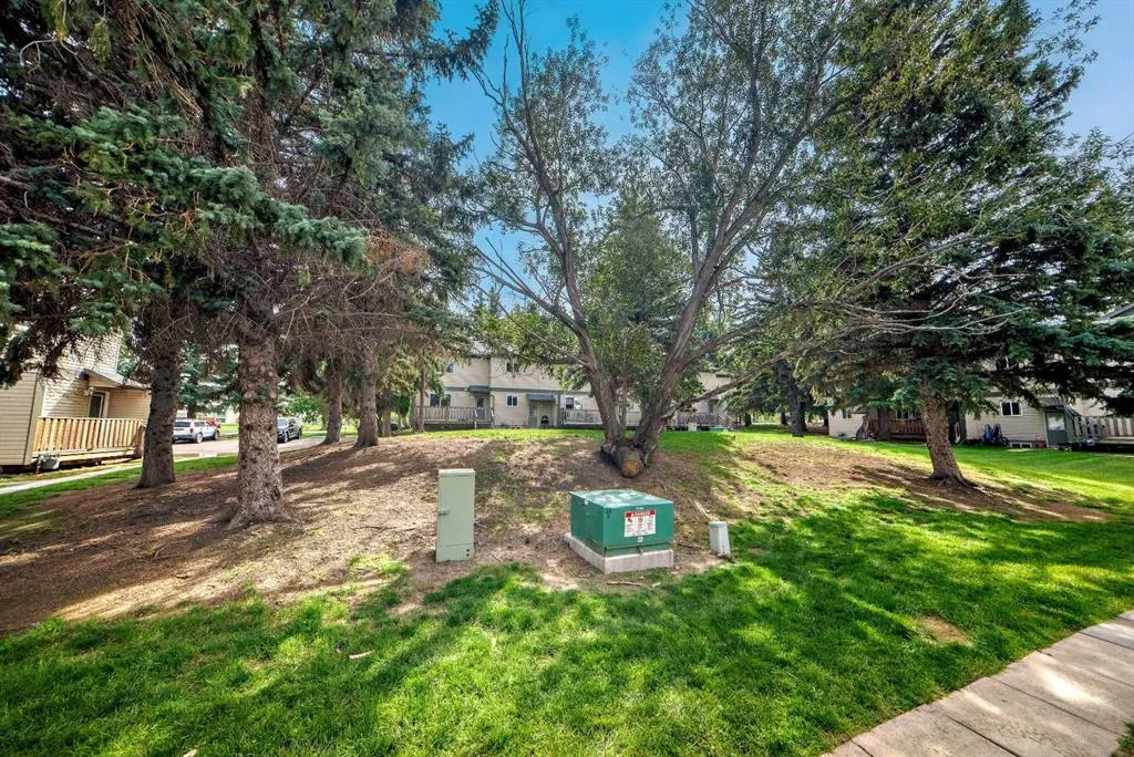 275 Columbia Boulevard W, #12