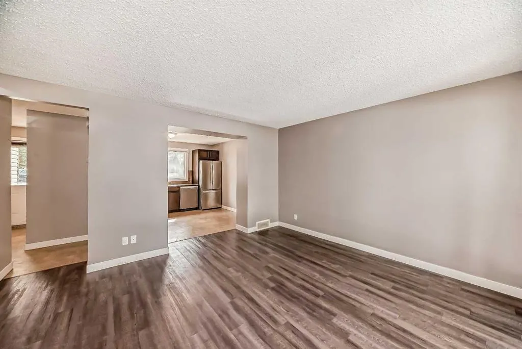 275 Columbia Boulevard W, #12