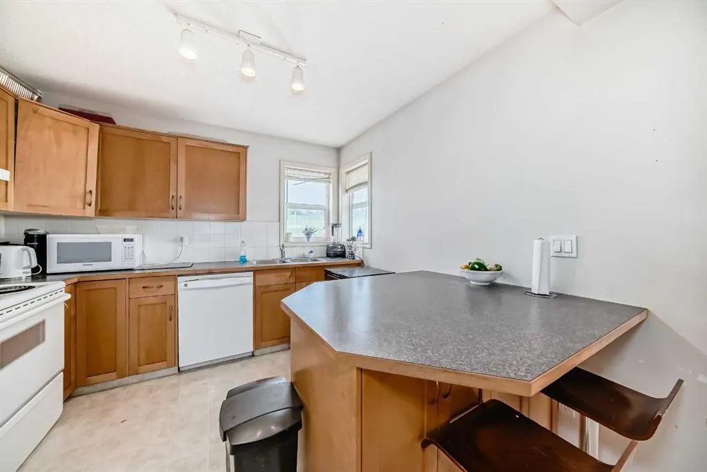 200 Hidden Hills Terrace NW, #28