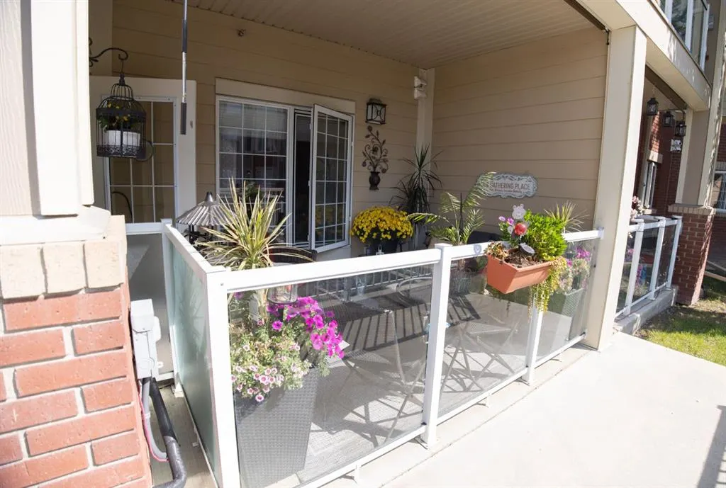 6 Michener Boulevard, ##123