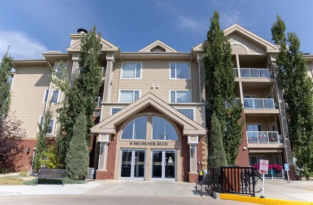6 Michener Boulevard, ##123