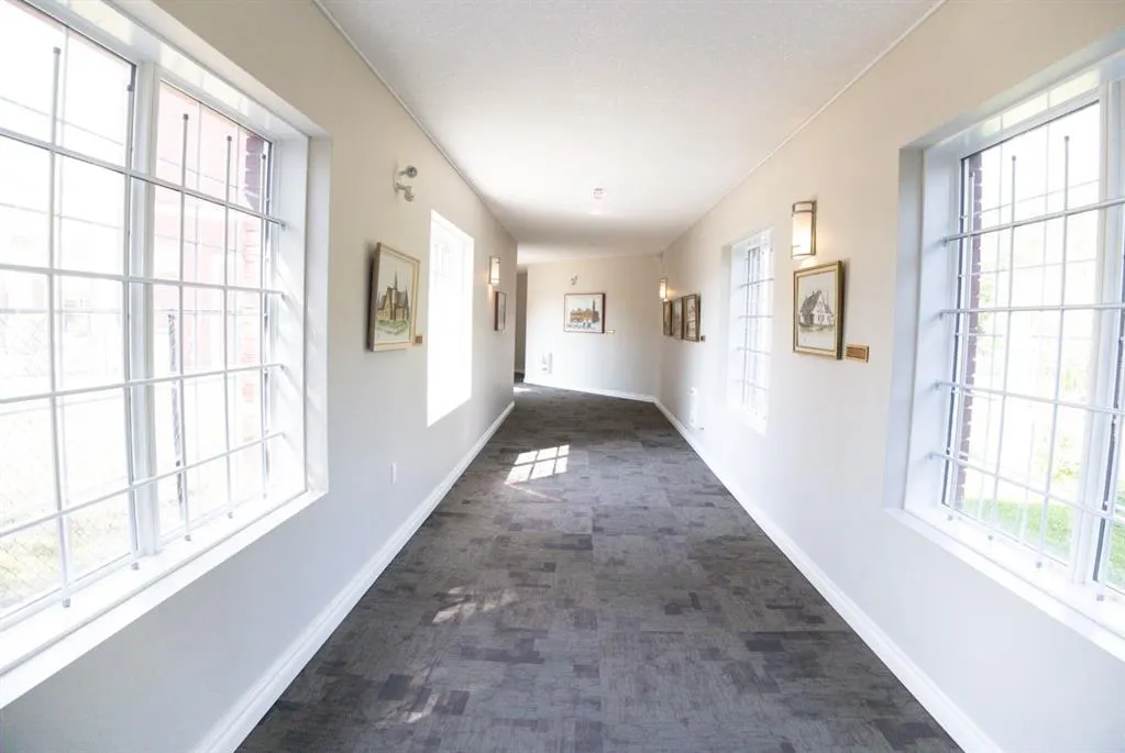 6 Michener Boulevard, ##123