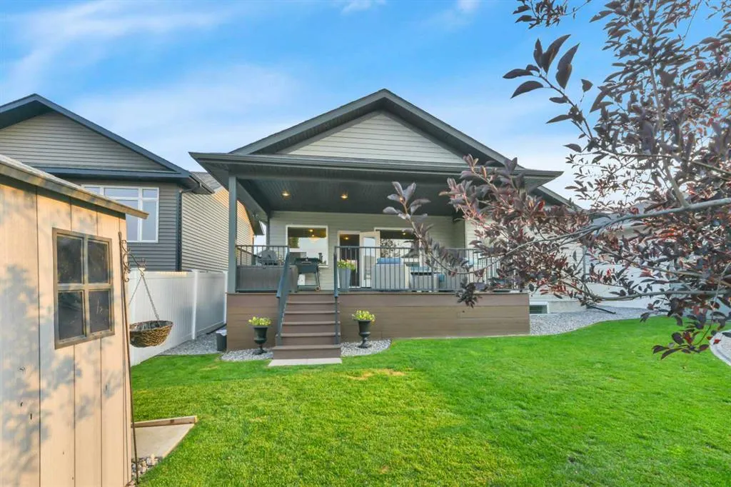 34 Leaside Crescent