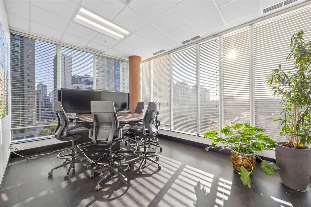 888 4 Avenue SW, #601, 611