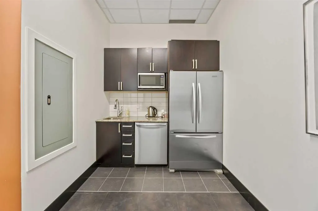 888 4 Avenue SW, #601, 611