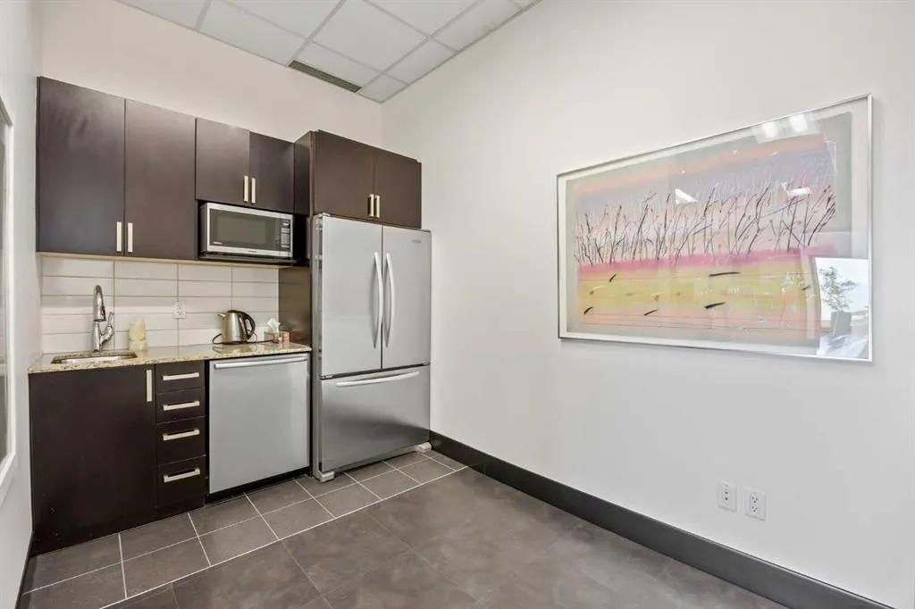 888 4 Avenue SW, #601, 611