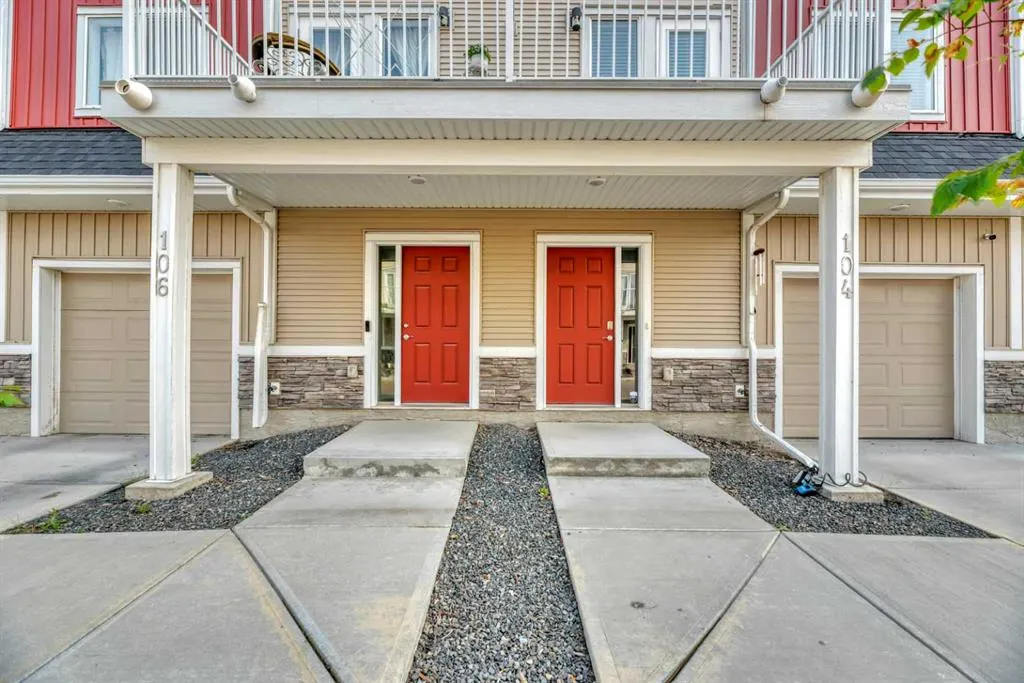 32 Red Embers Parade NE, #104