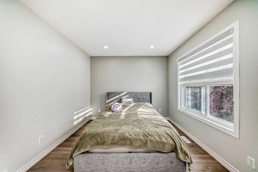 7 Westland Road, #2