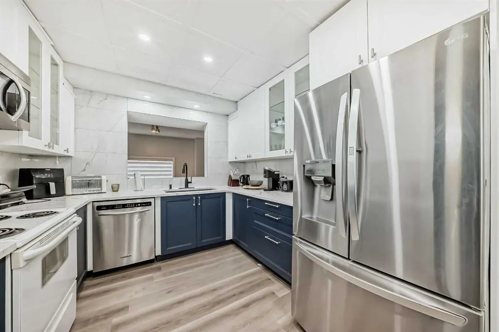 7 Westland Road, #2