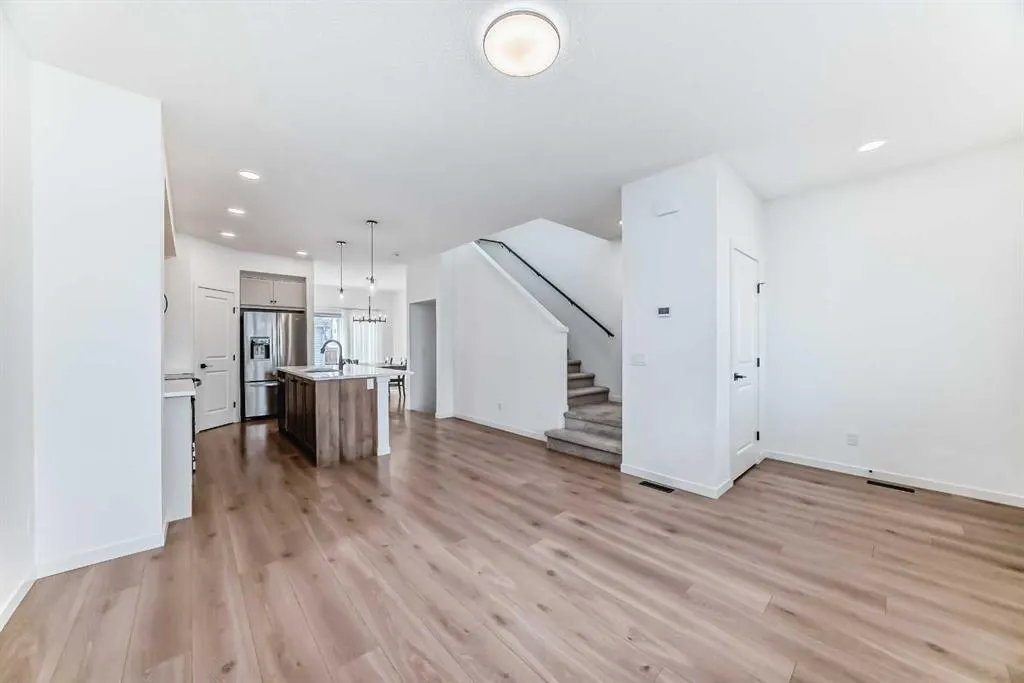 9 Sage Hill Path NW