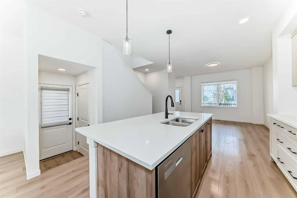 9 Sage Hill Path NW