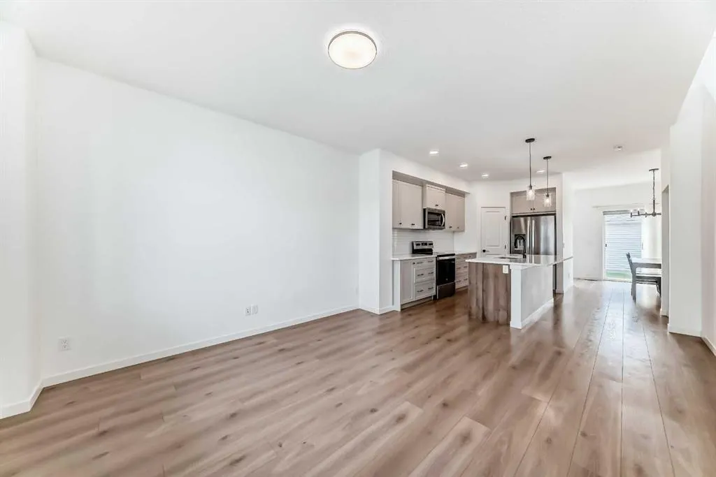 9 Sage Hill Path NW