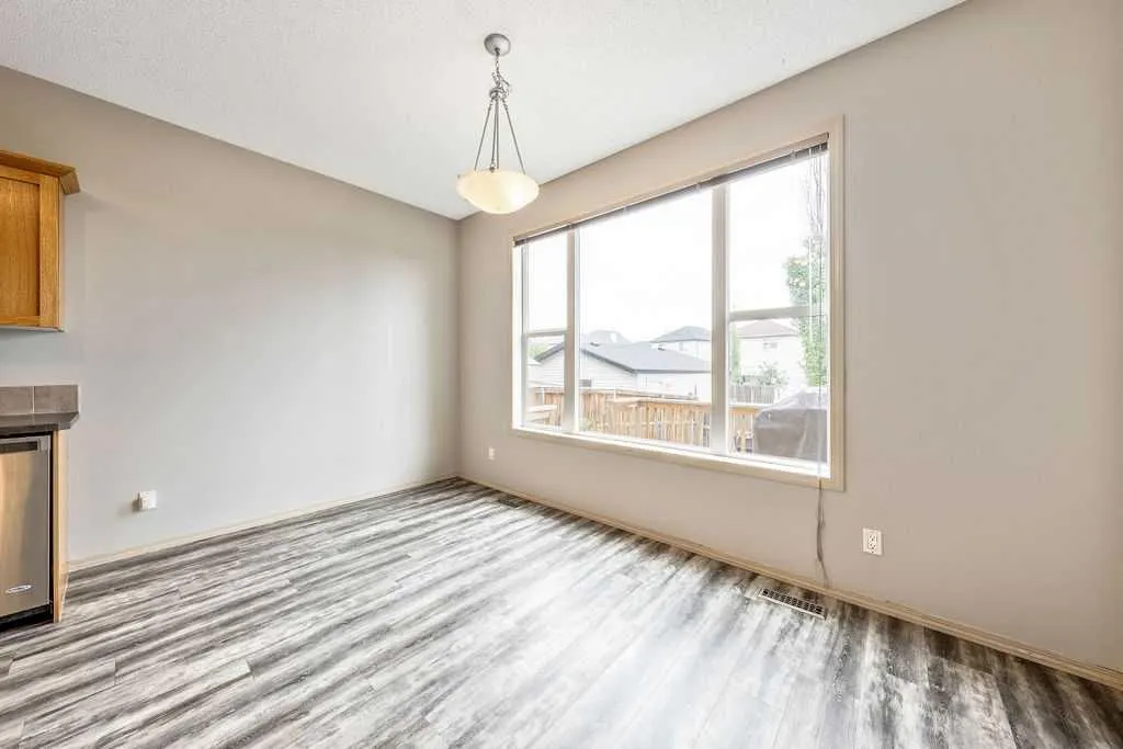 56 Covemeadow Road NE
