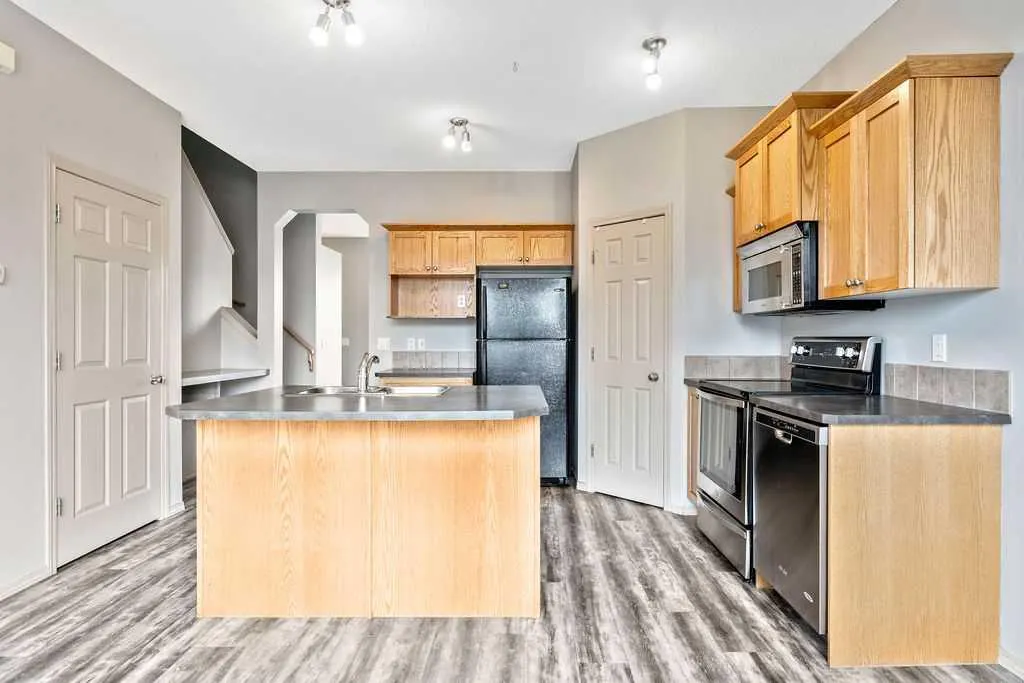 56 Covemeadow Road NE