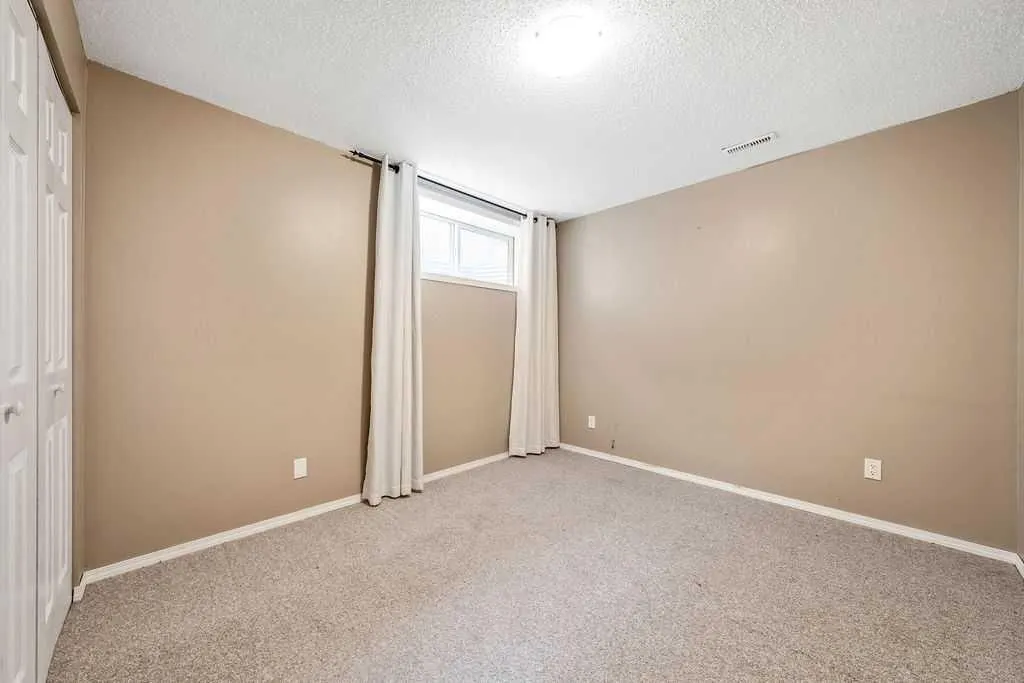 56 Covemeadow Road NE