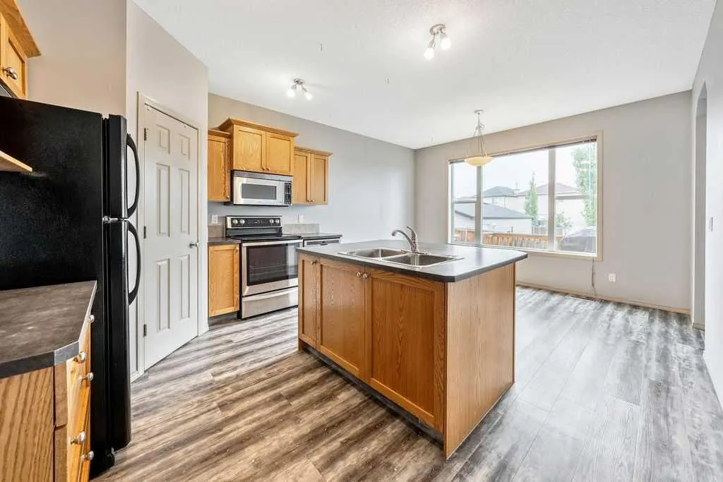 56 Covemeadow Road NE