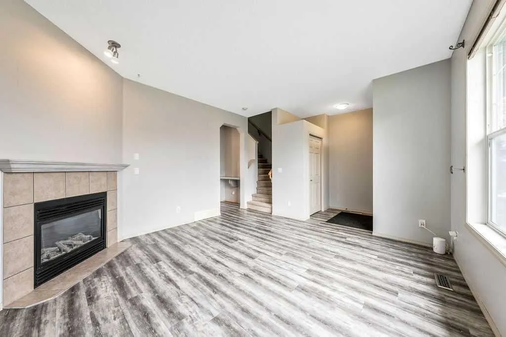 56 Covemeadow Road NE