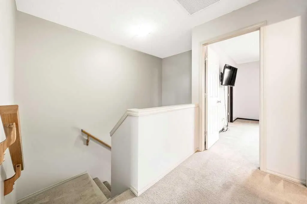 56 Covemeadow Road NE