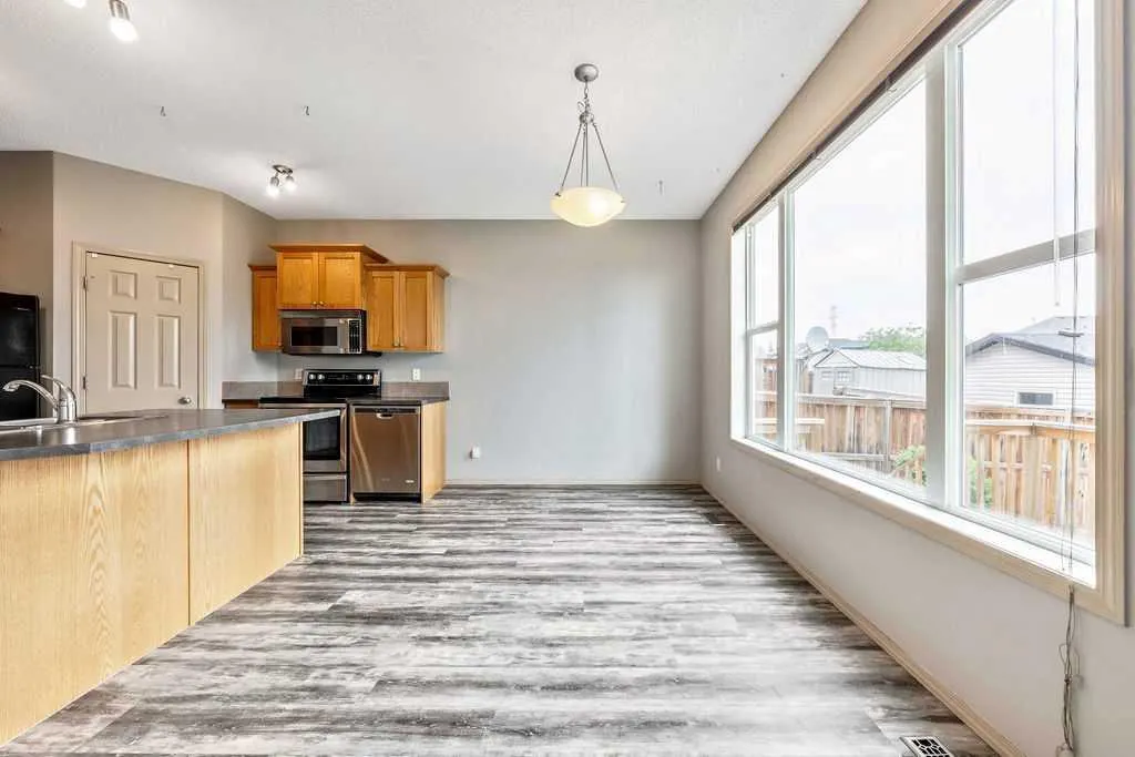 56 Covemeadow Road NE