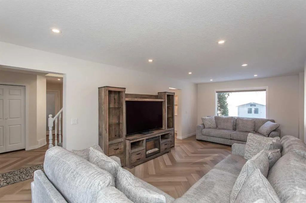 10 Pickwick Lane