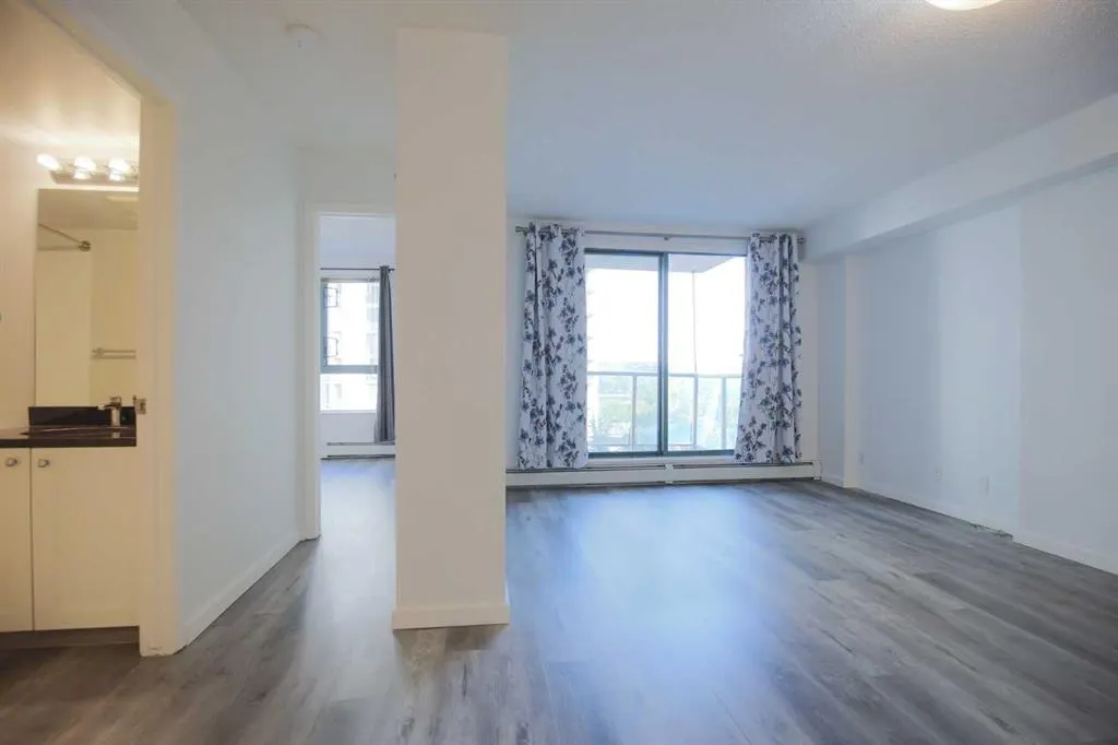1111 6 Avenue SW, #606