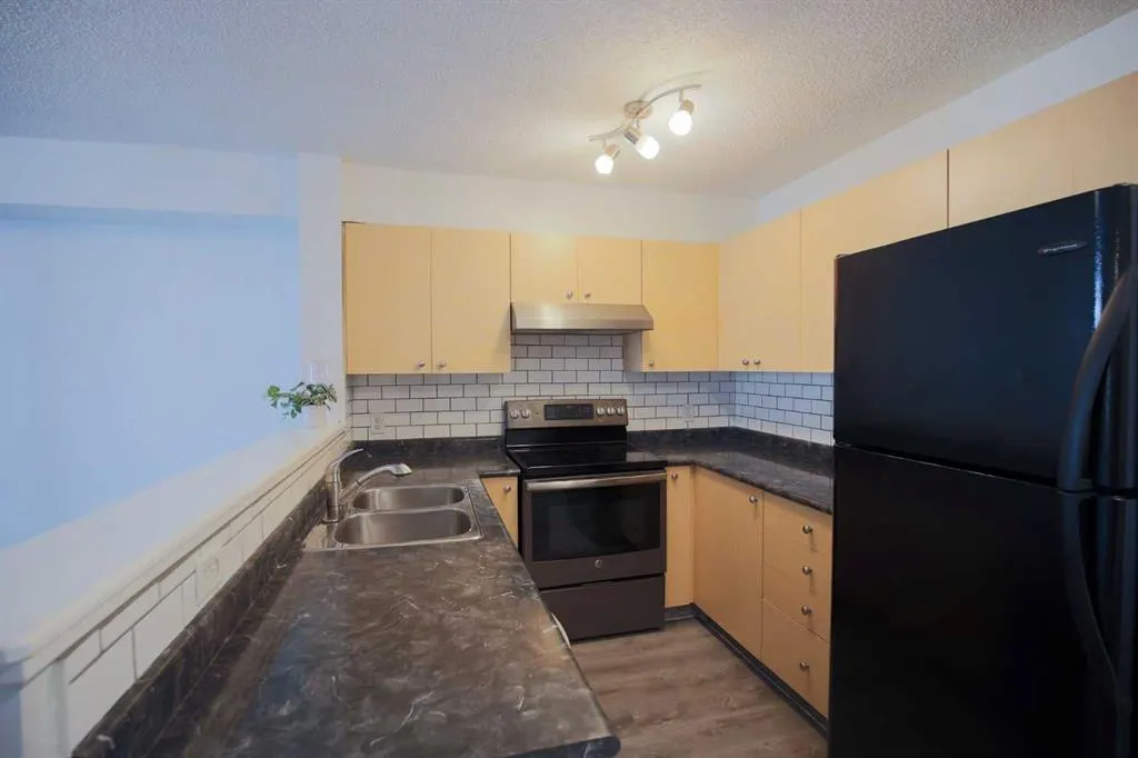 1111 6 Avenue SW, #606