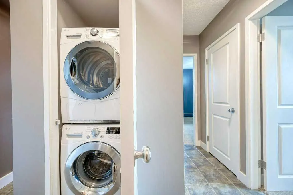 1027 Cameron Avenue SW, #610