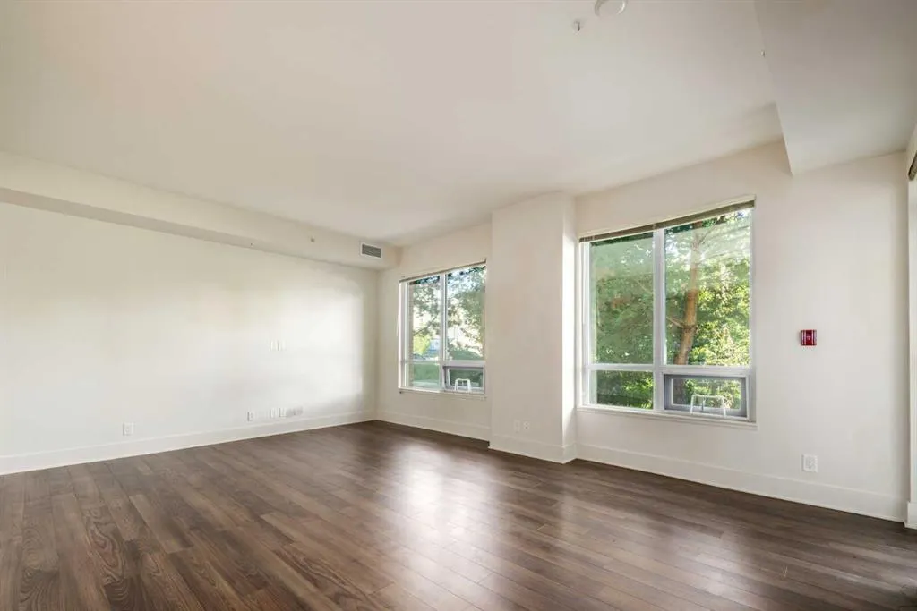 46 9 Street NE, #108