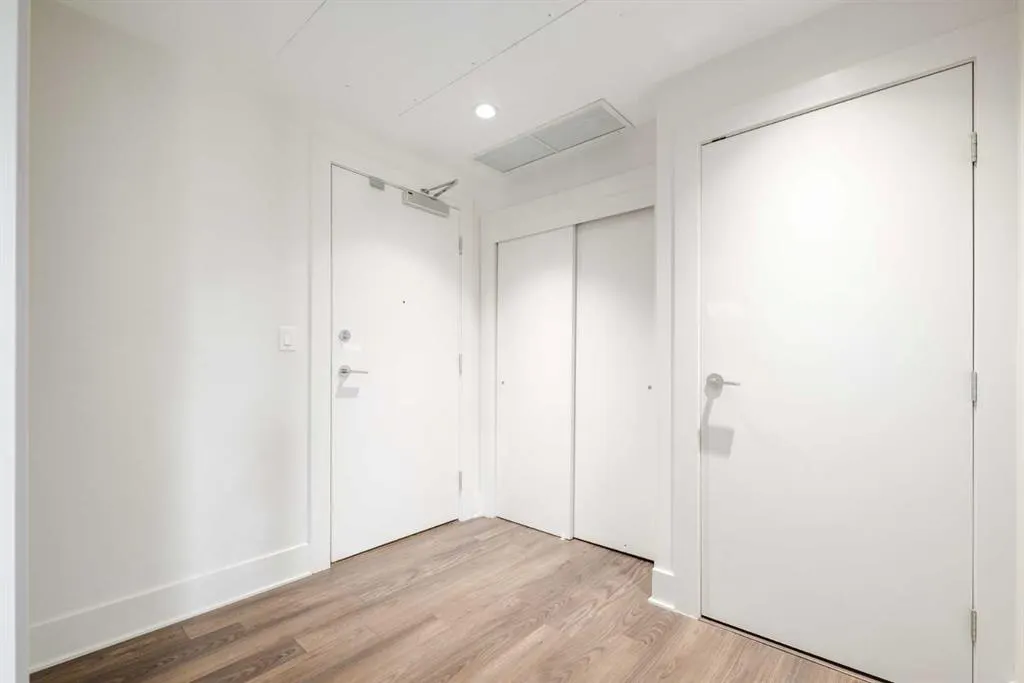 46 9 Street NE, #108