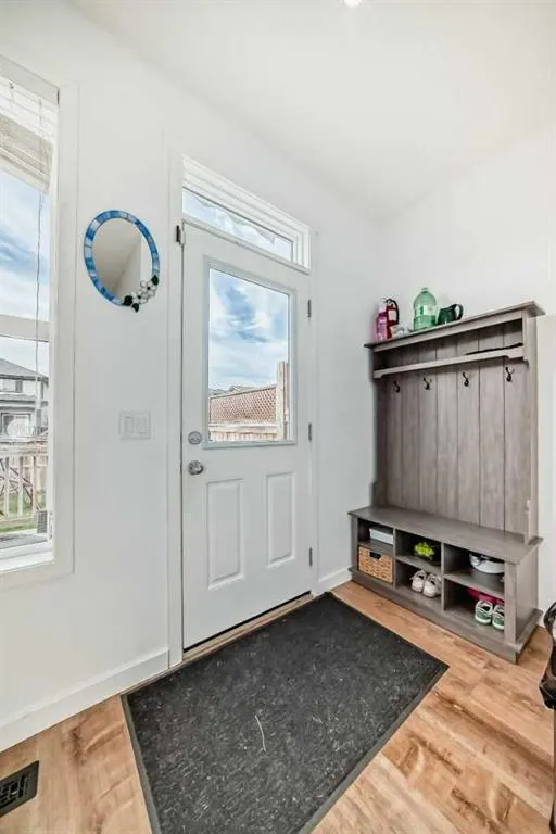 43 Masters Square SE