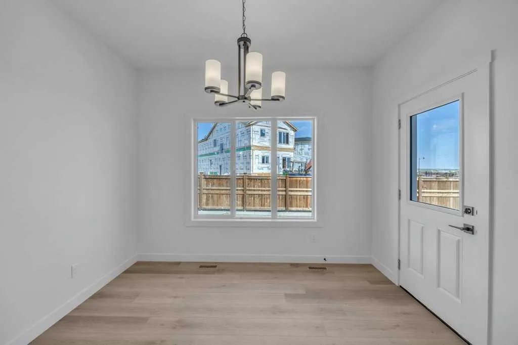 42 Homestead Common NE