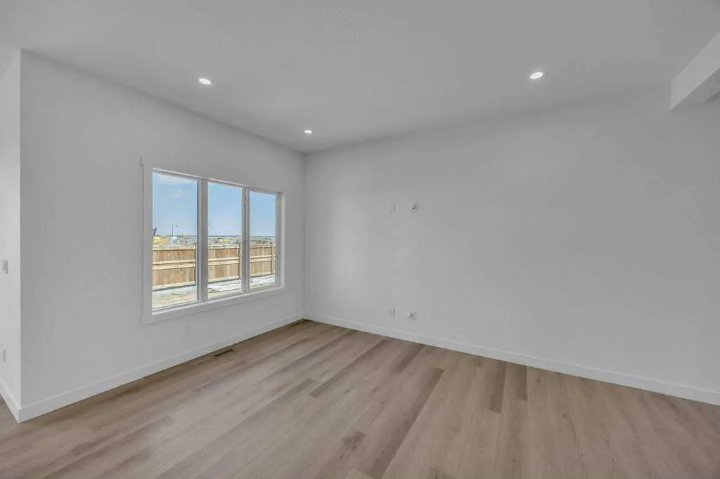42 Homestead Common NE