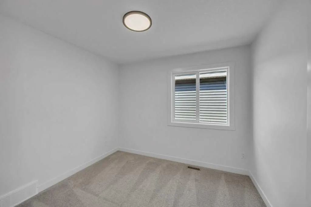 42 Homestead Common NE