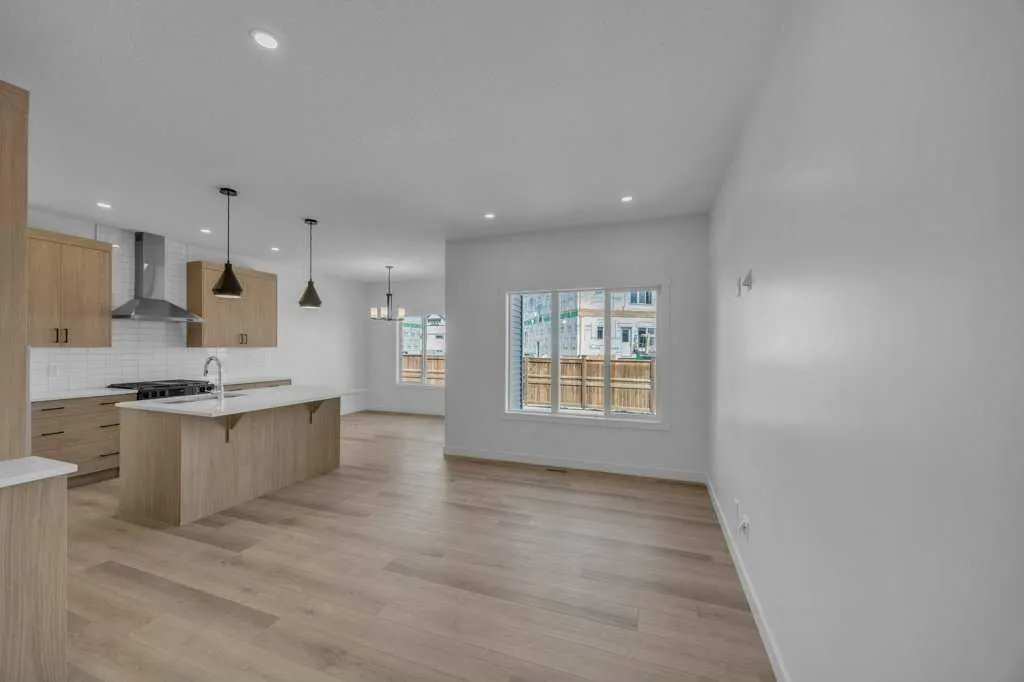 42 Homestead Common NE