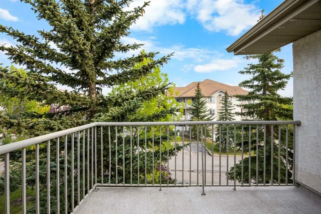 20 Harvest Rose Park NE, #3312