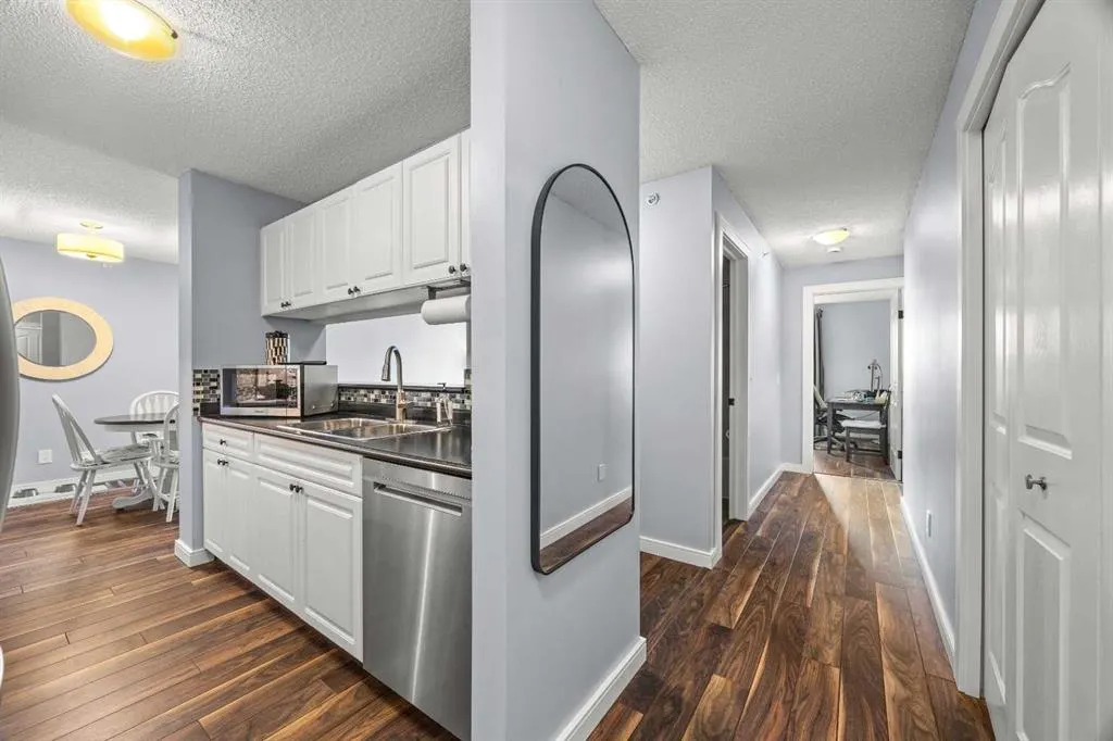 20 Harvest Rose Park NE, #3312