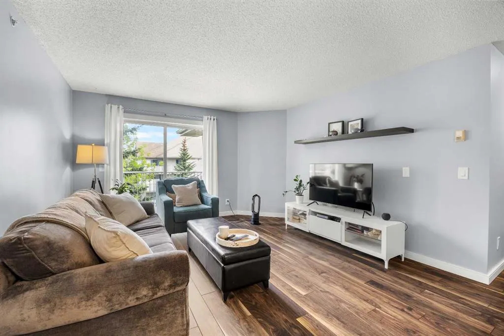 20 Harvest Rose Park NE, #3312