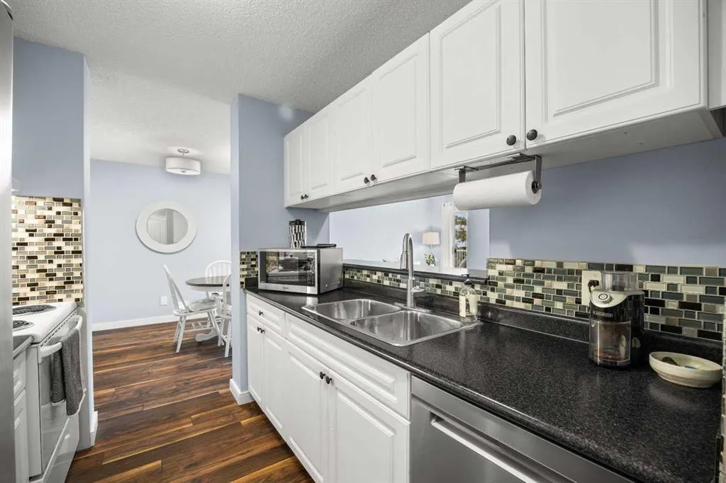 20 Harvest Rose Park NE, #3312