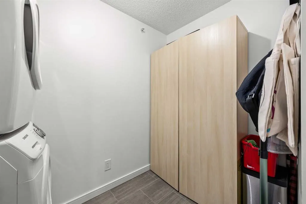 20 Harvest Rose Park NE, #3312