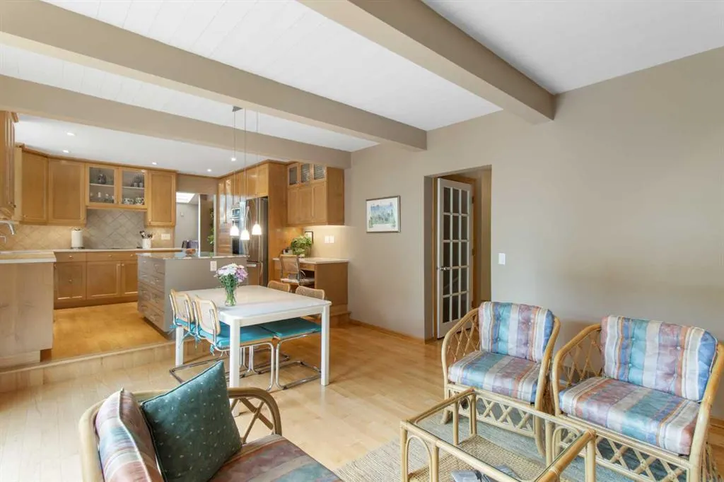 39 Woodgreen Drive SW