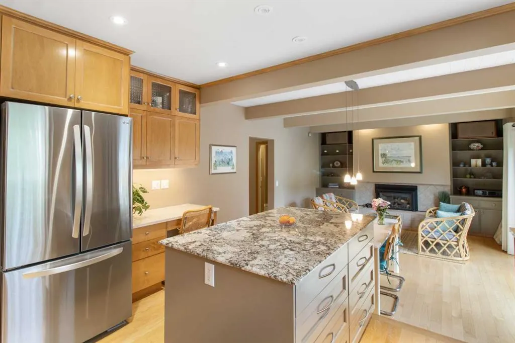 39 Woodgreen Drive SW