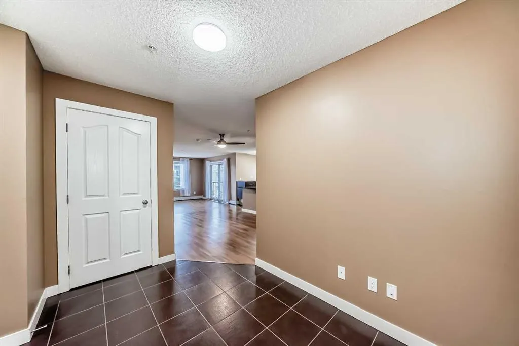 403 Mackenzie Way SW, #4320